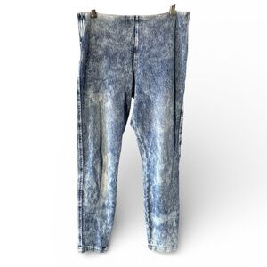 Lysse Super Soft Stretch Band Waist Slim Pull On Blue Jeans - Size Medium